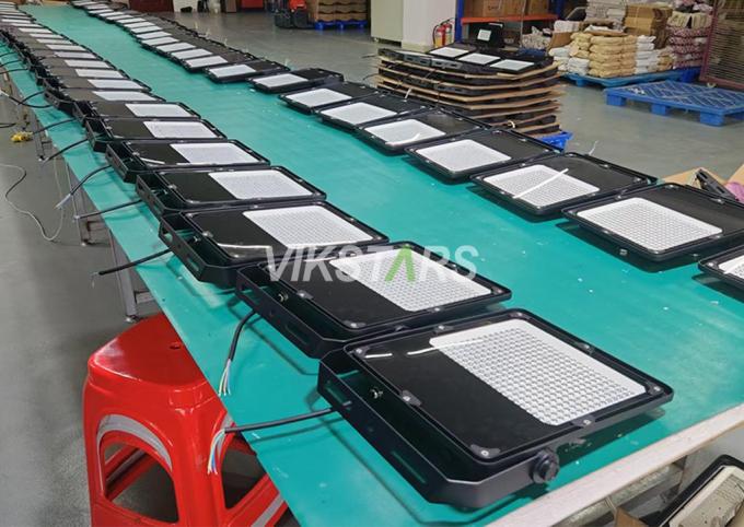 En Kaliteli LED Işıklar 50w 100w 150w 200w 250w 300w Futbol Alanı Tünel için 13