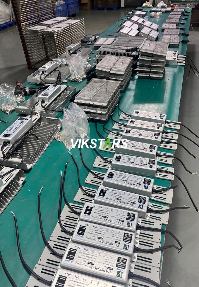 200W Modülü 400W 600W 800W 1200W Spor Stadyumu Işıklandırması için Fırtına Işıkları 15