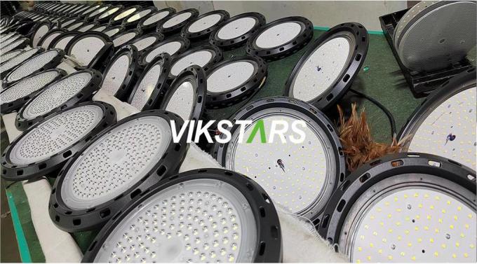 Yüksek Kaliteli 100W 150W 200W Yüksek Körfez Işıkları Proje Endüstriyel Işık Depoları için Klasik Tasarım 22