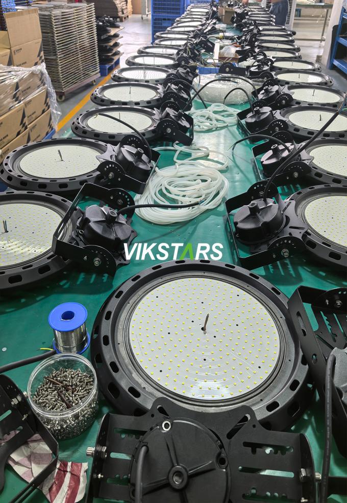 150lm/w UFO Yüksek Körfez Işıkları Döşeme dökümlü Alüminyum Konutlu 5 Yıllık Garanti EMC LED'ler 13