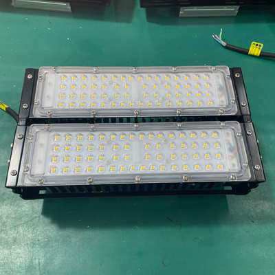 satın al 150W Meanwell Sürücüsü VIKSTARS LED Dış Su Fırtınası 120lm Golf Alanı Tüneli çevrimiçi üretim
