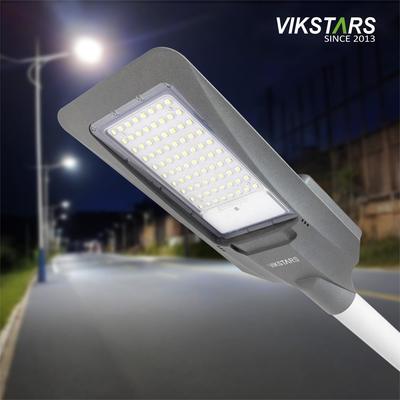 150W LED Sokak Lambaları 300W 500W Güneş Enerjili Sokak Lambaları Ana Cadde Yolu İçin